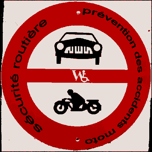 S�curit� routi�re c�t� moto