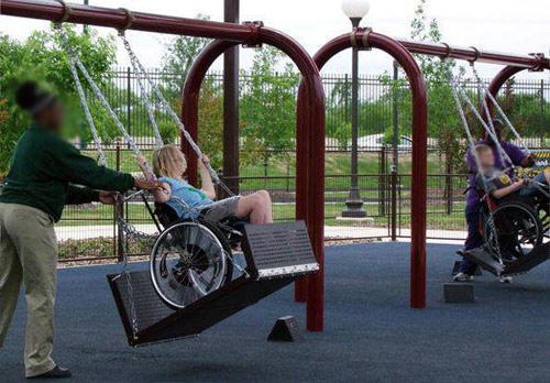 Balanoires pour fauteuil roulant